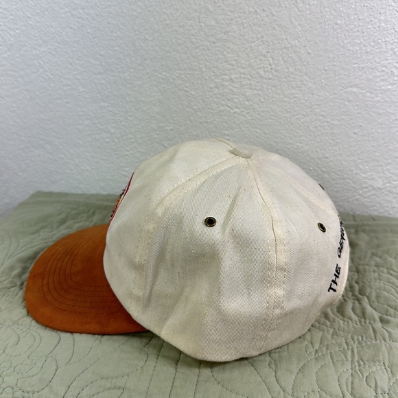 Vintage Oshkosh SnapBack hat - Picture 3 of 8